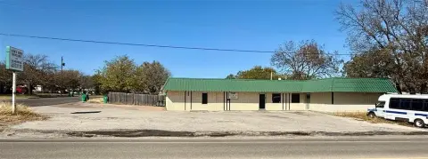 Clifton, TX Commercial Property