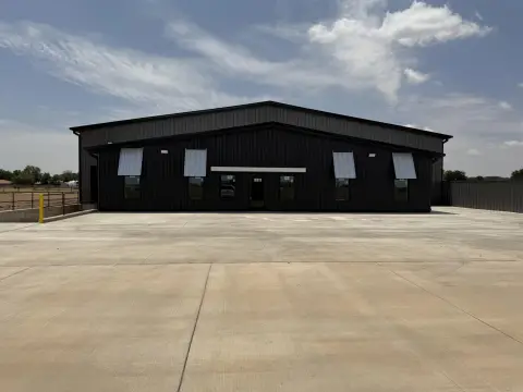 Flex Space with Dock-High Loading Dock