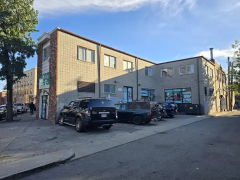 Second-Floor Specialty Space