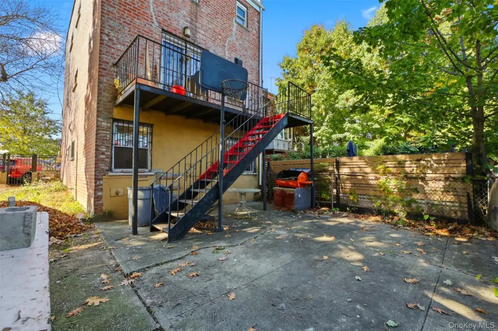 Picture 30