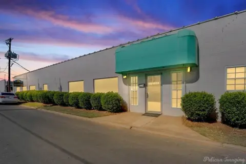Shreveport Industrial Warehouse with Cranes