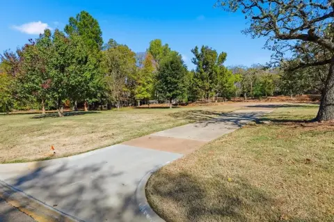 Residential Land in Denton, TX