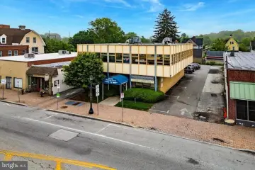 Glenside Office Building with Parking