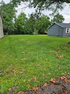 Residential Land Near Long Lake