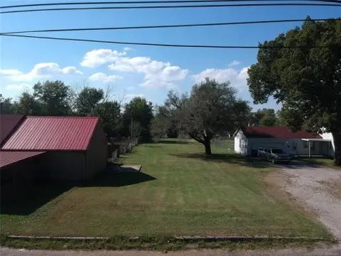 Residential Lot in Nowata, OK