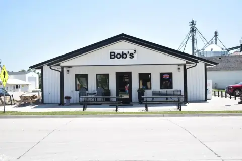 Established Restaurant and Convenience Store