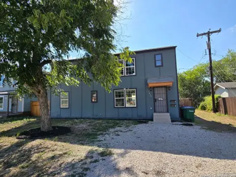 Renovated Duplex with Two-Level Layout