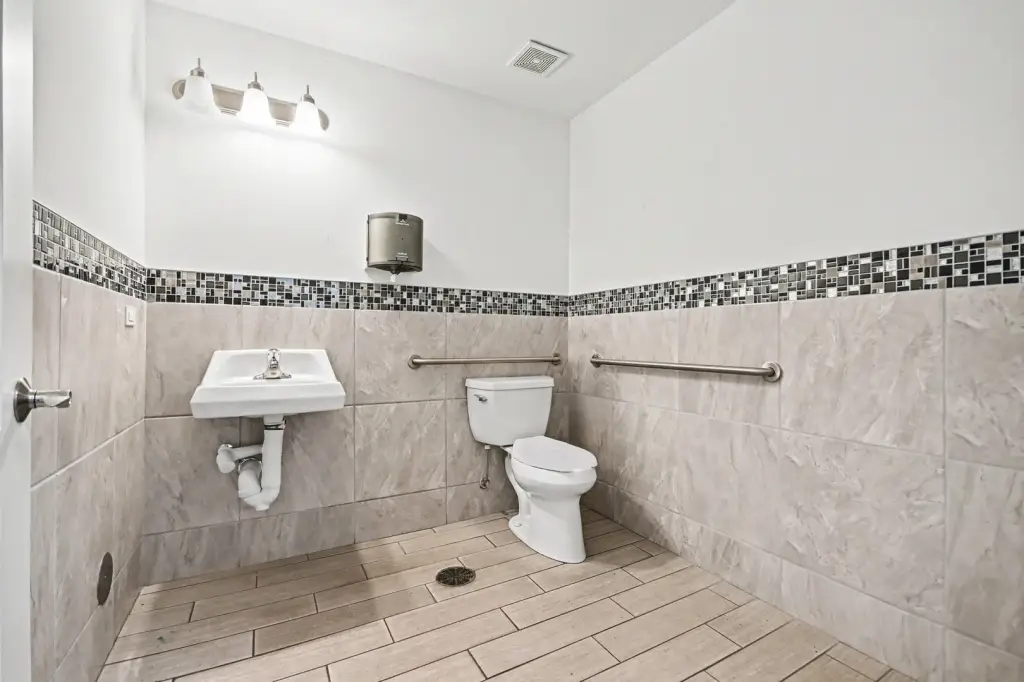 Picture 18
