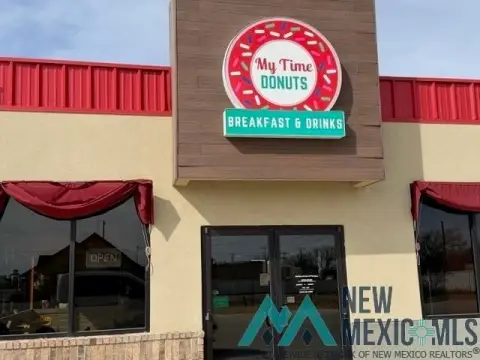 Breakfast and Diner Property with Drive-Up