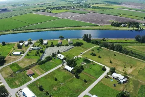 Land Near Caloosahatchee River
