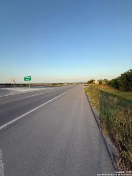 Elmendorf, TX Investment Opportunity