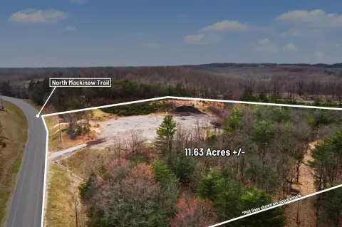 Versatile Land Parcel in Manton