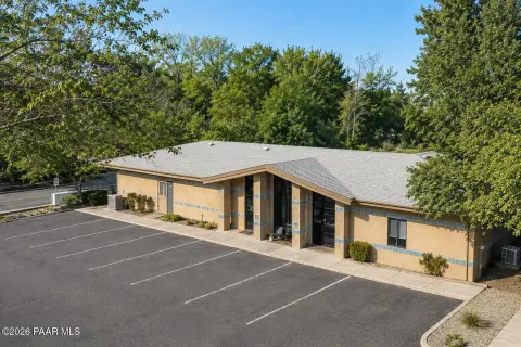 NNN Commercial Property
