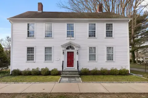 Commercial Space in Essex Village