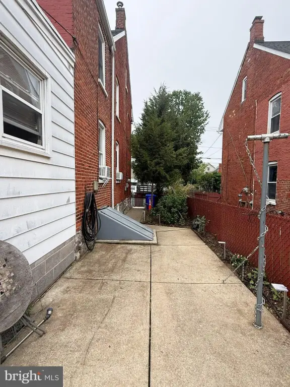 Picture 18