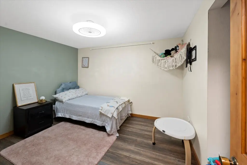 Picture 25