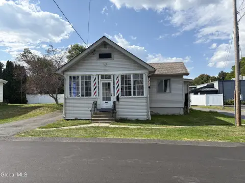 Guilderland Commercial Property For Sale