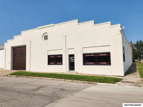 Office and Warehouse Flex Space