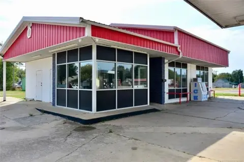 High-Traffic Corner Retail Opportunity