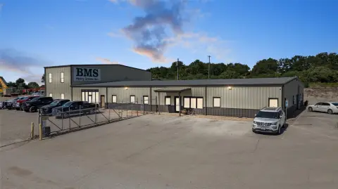 Office-Warehouse Mixed-Use Property
