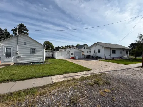 Two-Property Residential Income Parcel