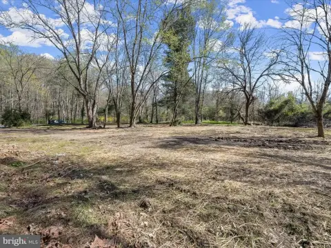 Ellicott City Prime Acreage Lot