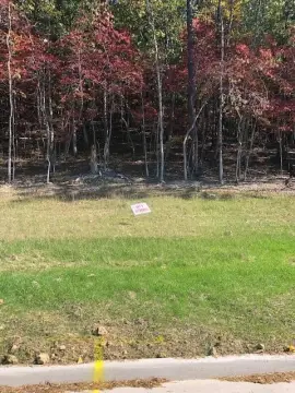 Residential Lot in Hunting Hills