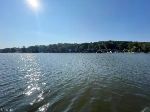 Lakefront Lot on Lake Hopatcong