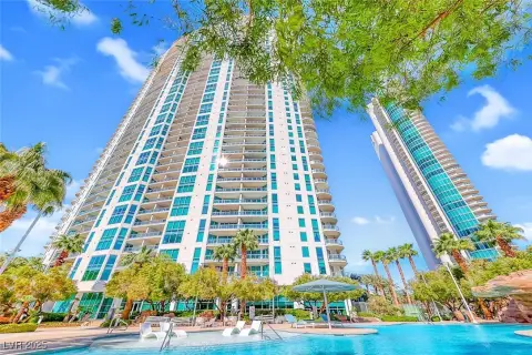 Luxury High-Rise Living in Las Vegas