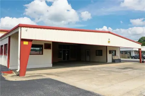 Hazelhurst Commercial Property For Sale