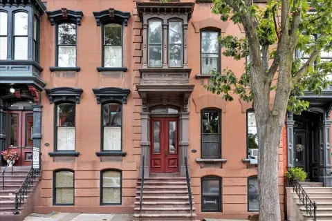 Fully Occupied Quadplex