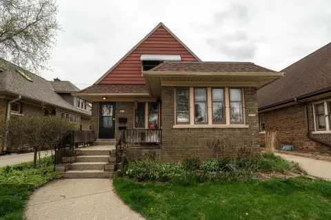 Charming Duplex in East Tosa