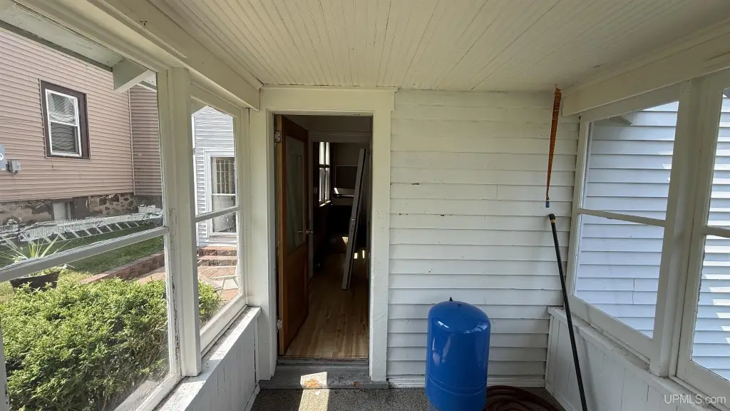 Picture 36