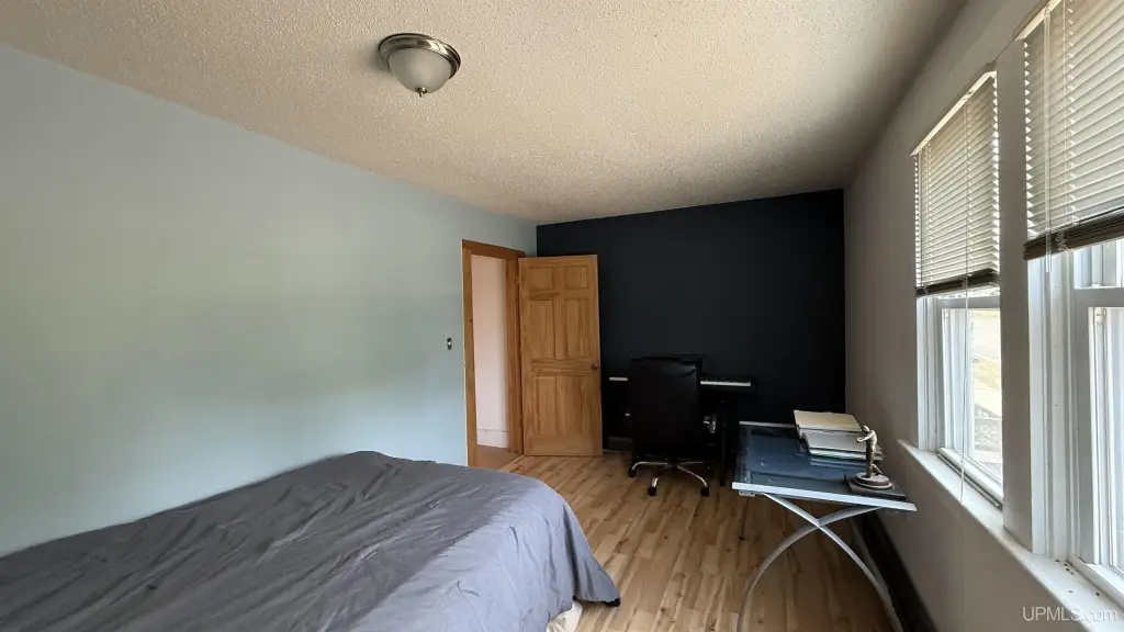 Picture 17