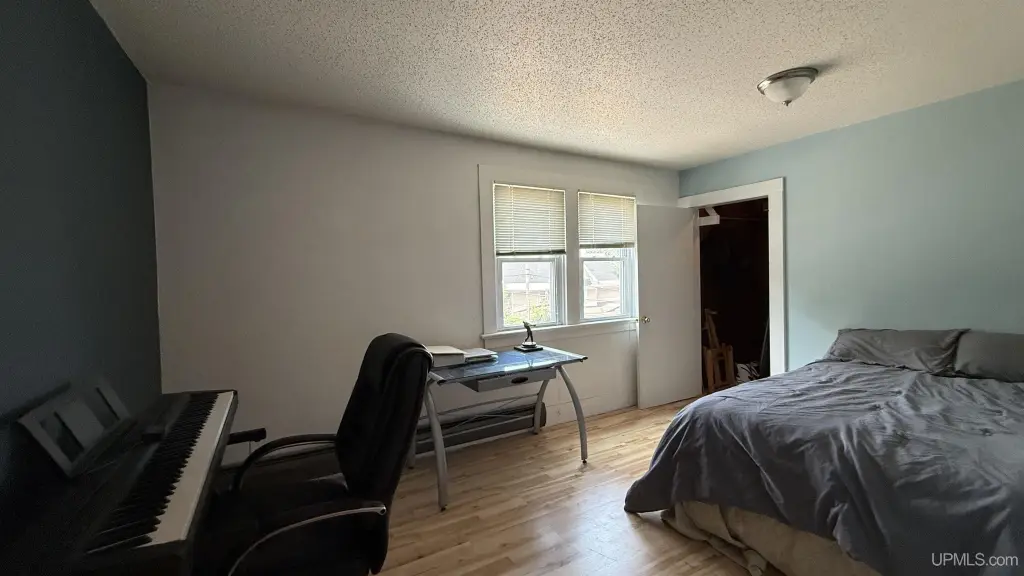 Picture 16