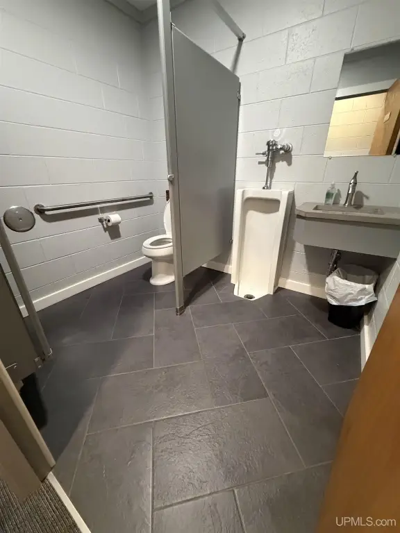 Picture 16