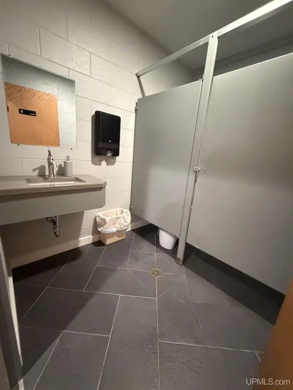 Picture 19