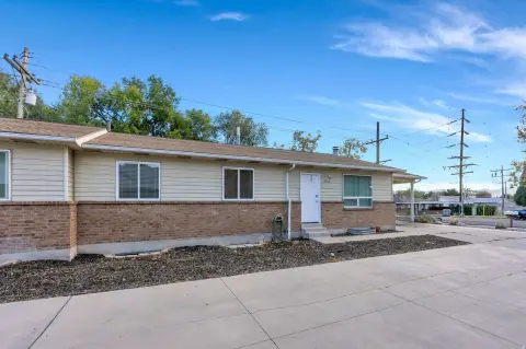 Duplex with Separate Carports