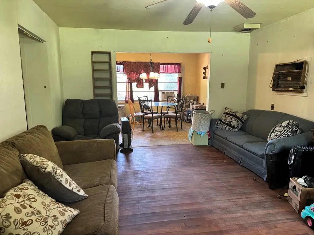 Picture 30