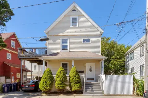 Duplex with Private Deck