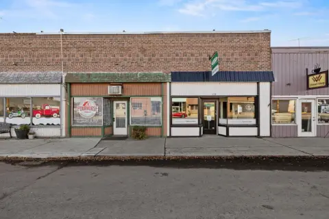 Turnkey Restaurant and Retail Opportunity