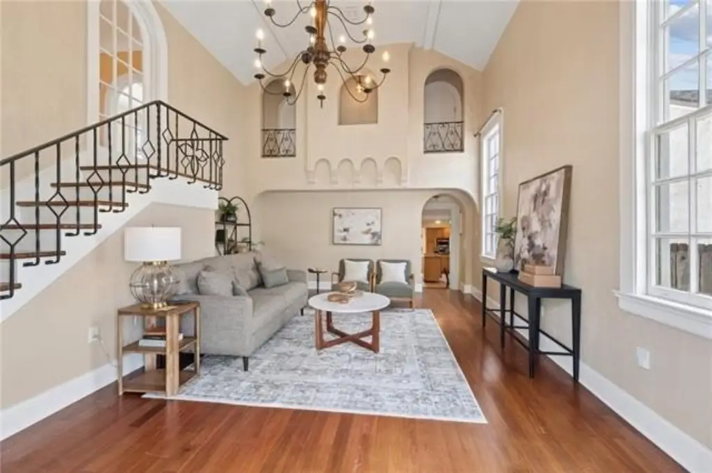 Picture 4