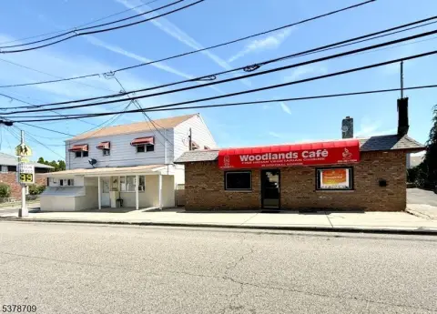 Mixed-Use Property with Restaurant