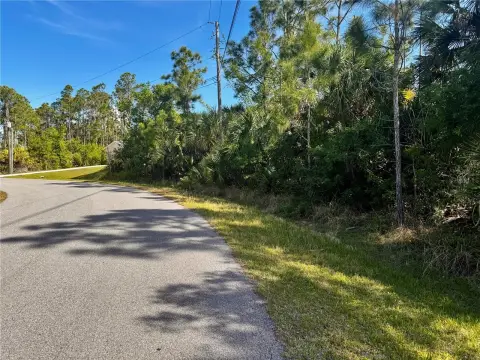 Residential Land in North Port