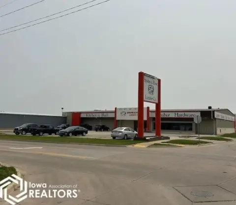 Marshalltown Commercial Property For Sale