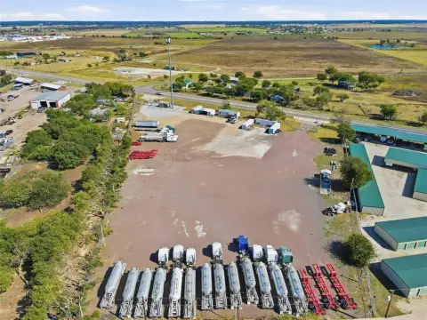 Unrestricted Industrial Land on Highway 174