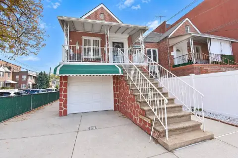 Brick Duplex with Separate Apartment