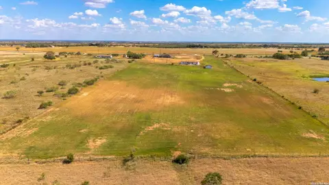 Floresville Land with Highway Access