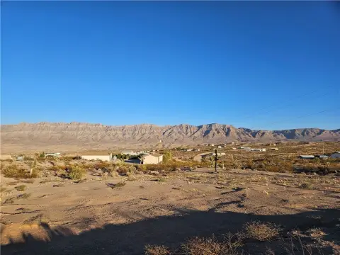 Meadview, AZ Land with Views