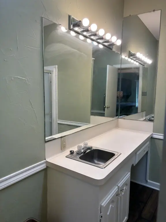 Picture 9